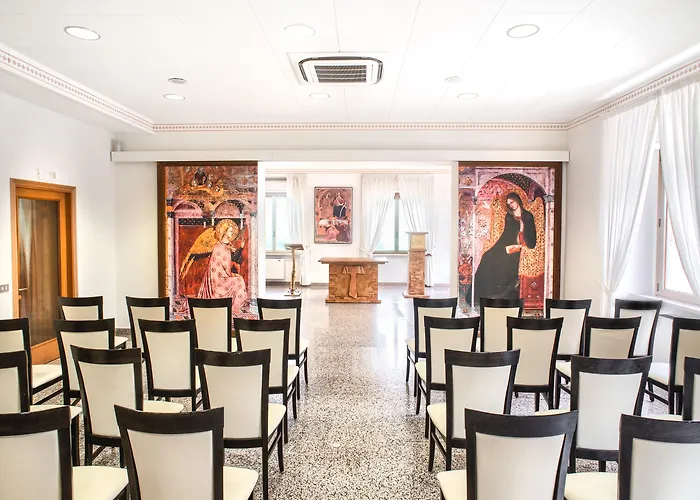 Domus Pacis AssisiAlbergo